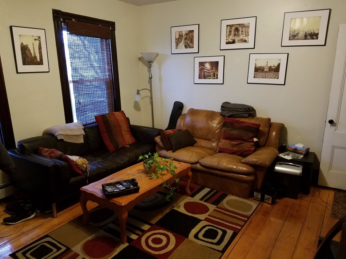 Primary Photo - 25 Everett St