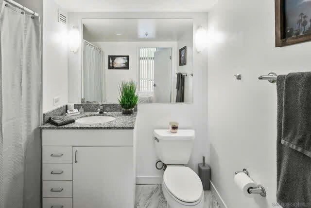 Foto del edificio - 425 W Beech St