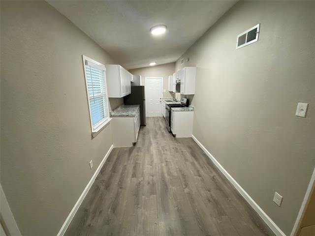 Building Photo - 332 Cresthill Dr
