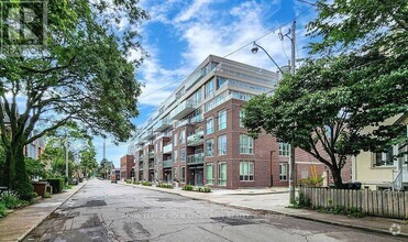 Building Photo - 150-150 Logan Ave