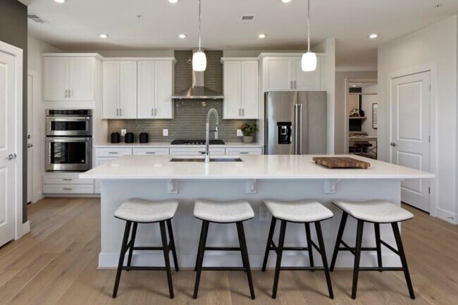 Cocina - 2324 Windcharm St