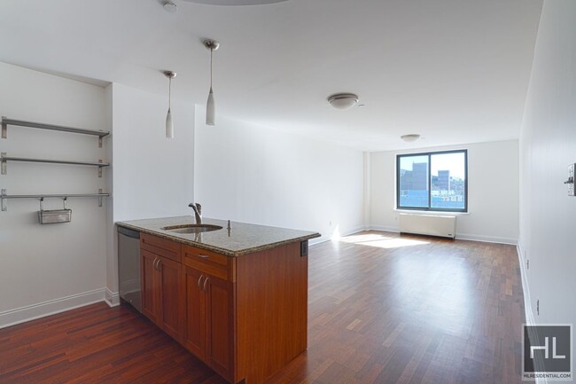 Building Photo - 721 FLUSHING AVENUE
