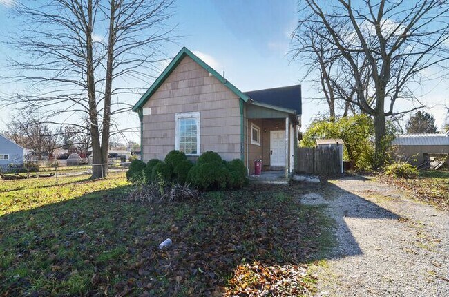 Foto del edificio - 2405 W 10th St