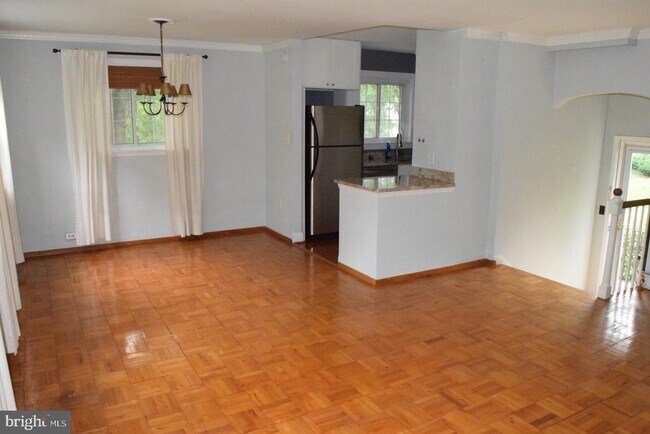 Foto del edificio - 3432 Martha Custis Dr