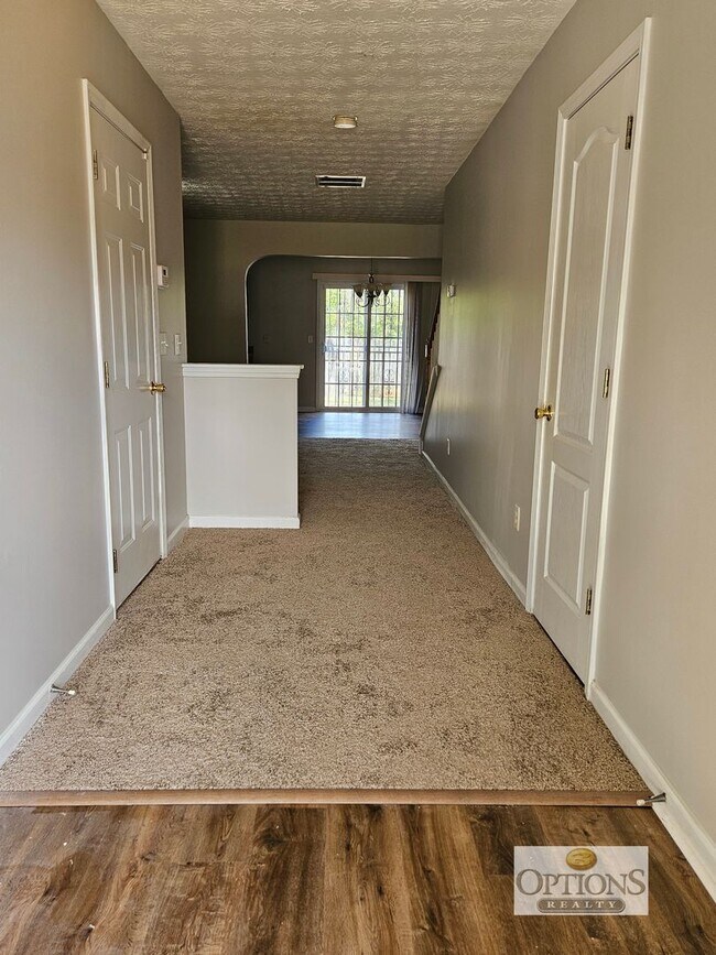 Foto del edificio - 3BR Townhouse