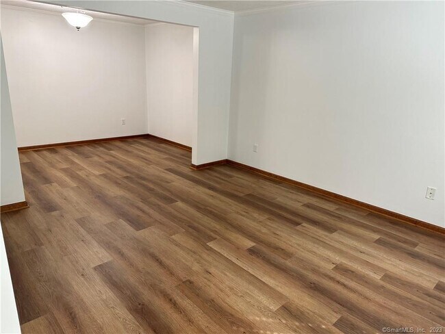 Foto del edificio - 65 Old Rte 79