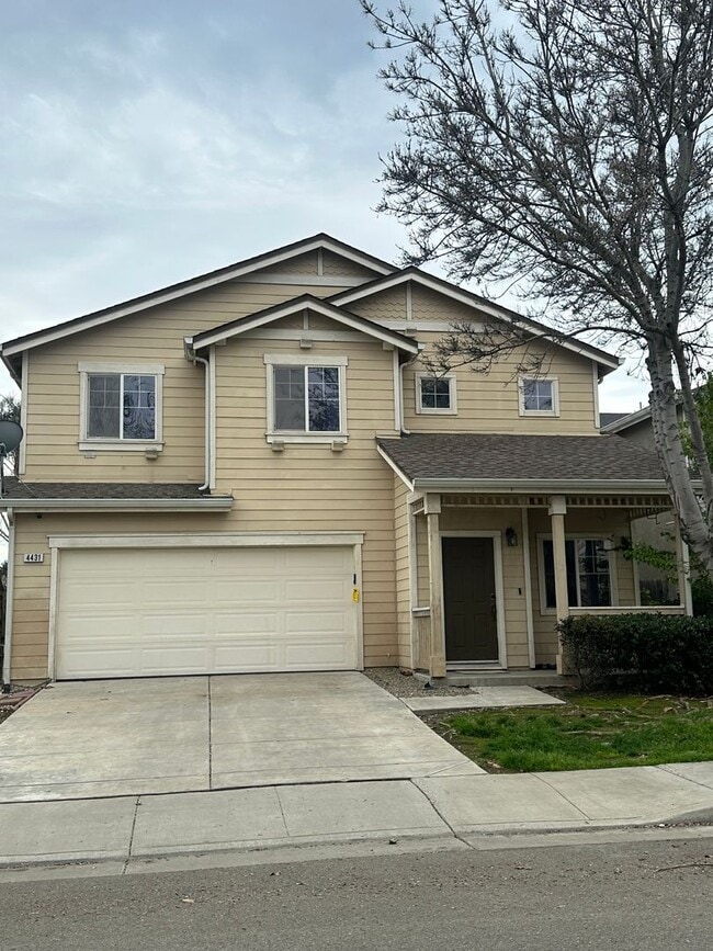 Building Photo - 4431 Burr Ct