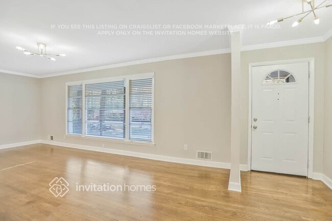 Building Photo - 3715 Wisteria Ln SW