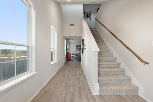 Foto del edificio - 408 Black Opal Dr