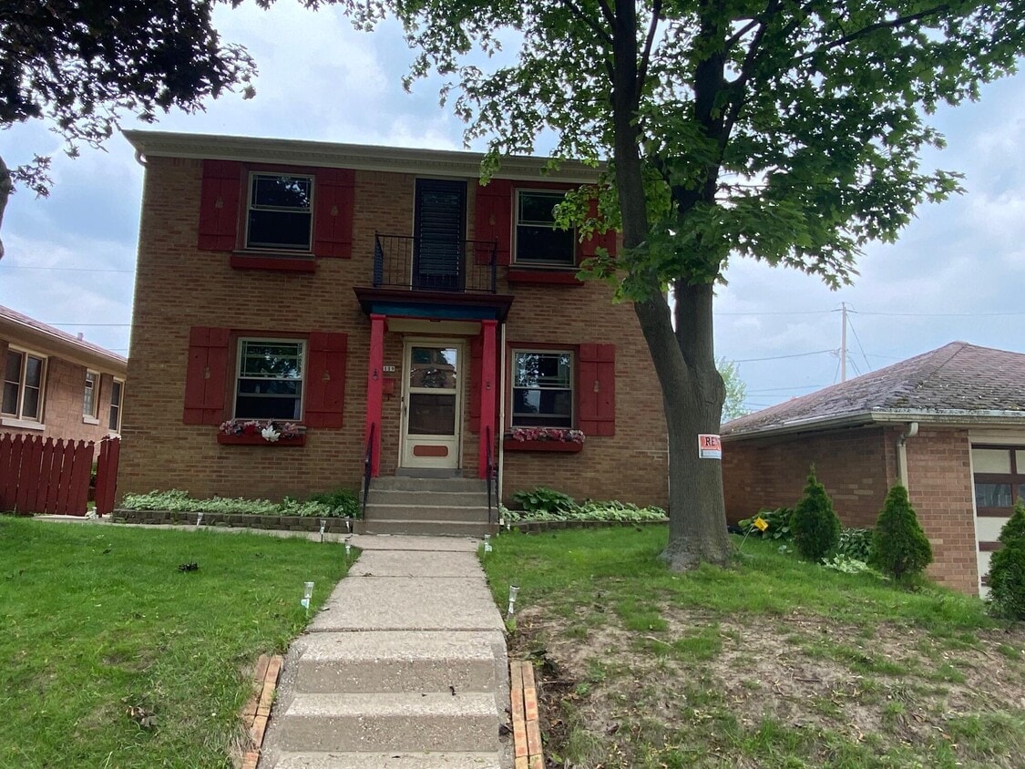 Primary Photo - 3119 S 17th St