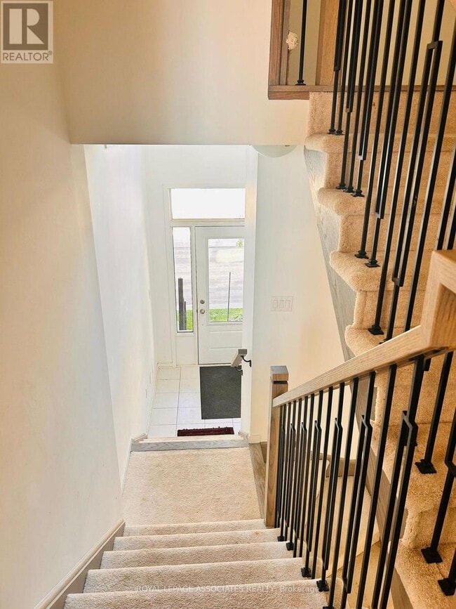 Building Photo - 779 Heathrow Path