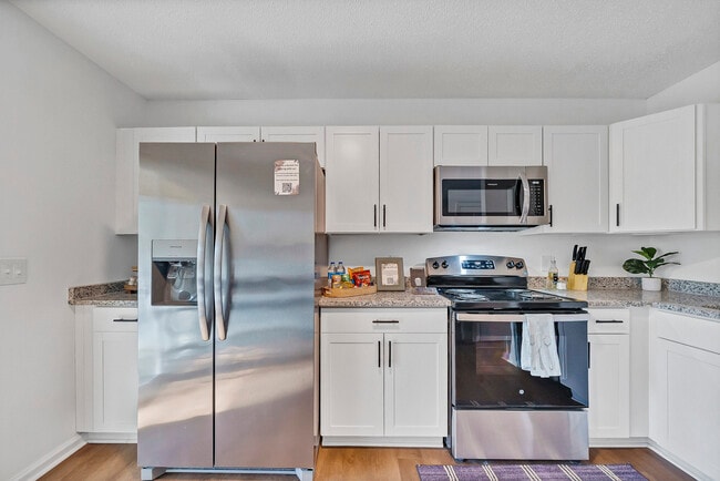 Building Photo - 138 Villa Ct