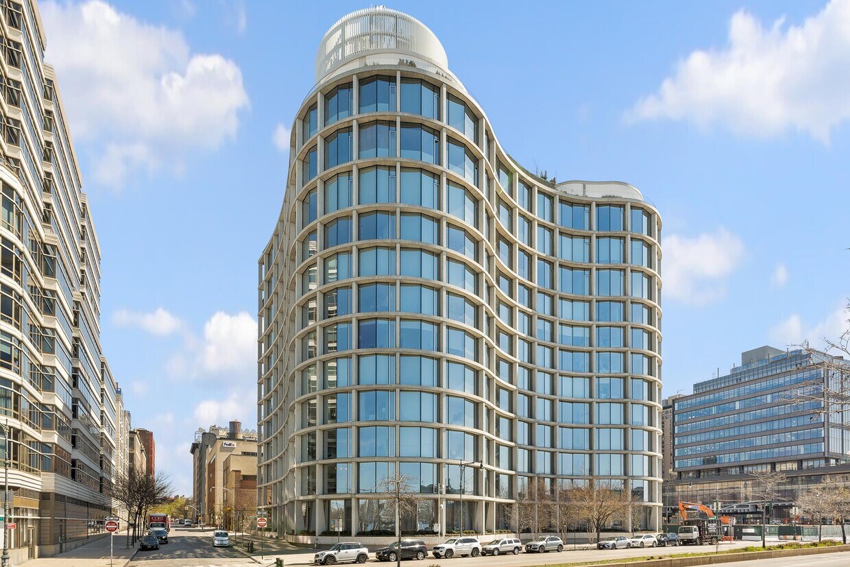 160 Leroy St Unit N9B, New York, NY 10014 Room for Rent in New York