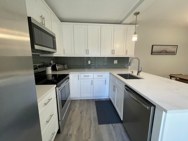 Building Photo - 2701 27th Ct