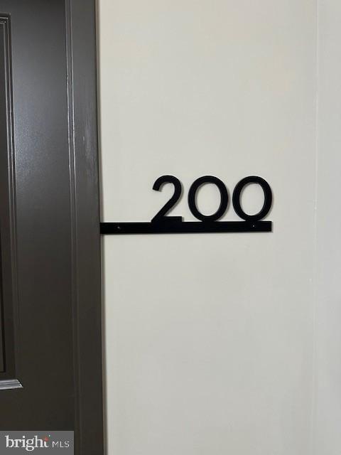 Building Photo - 1708 Fairmont Dr