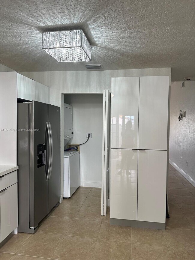 Foto del edificio - 6500 W 25th Ln