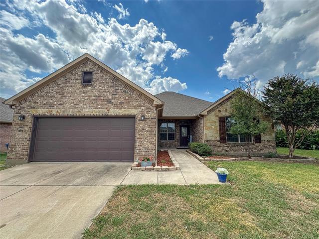 Foto principal - 313 Valley Dr