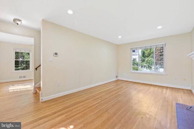 Foto del edificio - 5601 Wyngate Dr