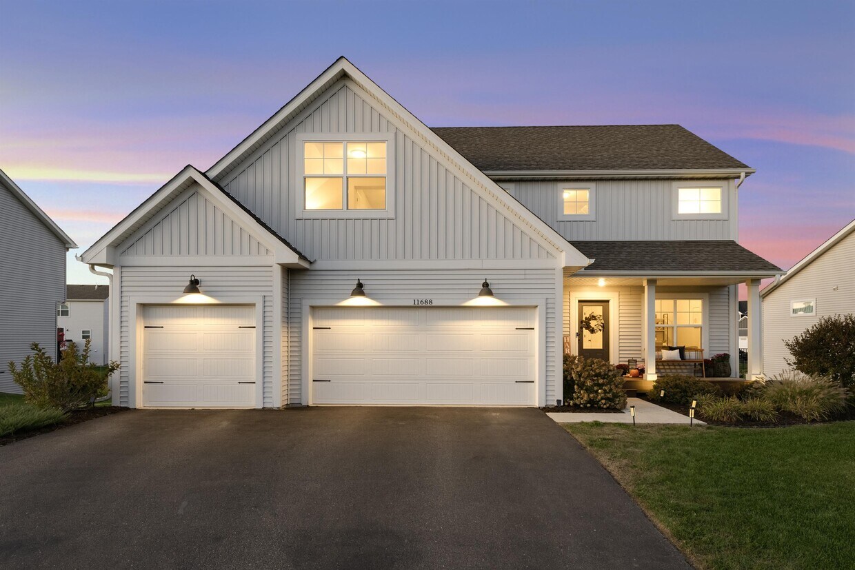 11688 33rd St N, Lake Elmo, MN 55042 House Rental in Lake Elmo, MN