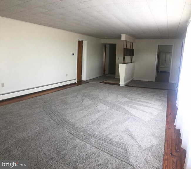 Foto del edificio - 550 E Christine Rd