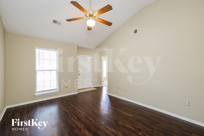 Building Photo - 7602 Iris Dr