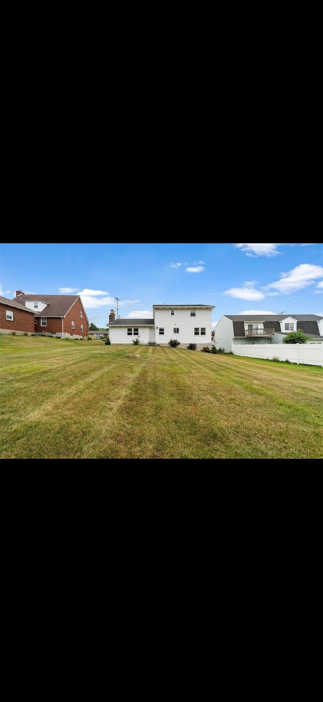 Foto del edificio - 1151 Reynolds Rd