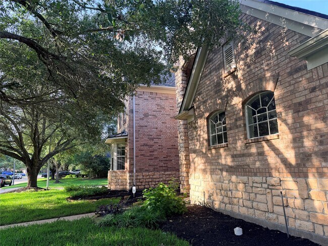 Building Photo - 2303 Chelsea Ridge Ct