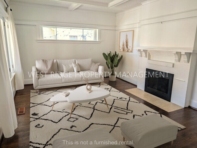 Foto del edificio - 1526 NE Schuyler St