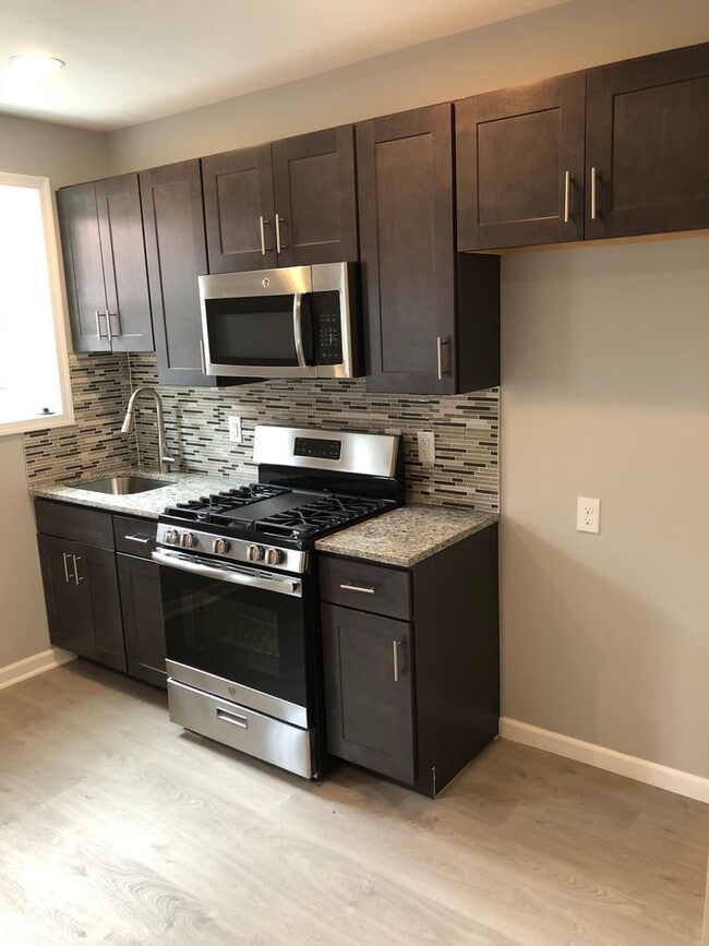 Foto del edificio - 1637 S Marston St