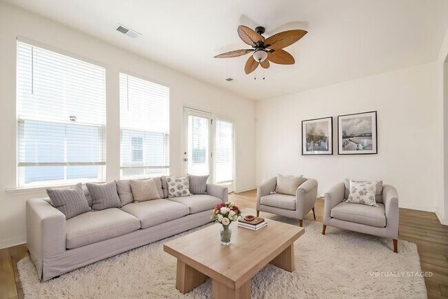 Foto del edificio - 3 bed / 2.5 bath ~ Foxbank Plantation