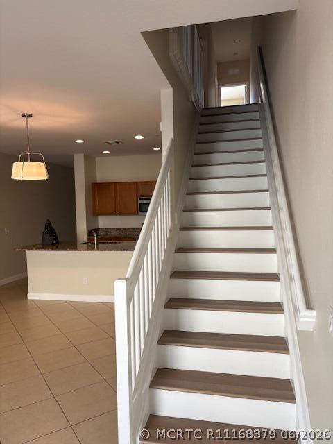 Building Photo - 9491 SW Merlin Ct