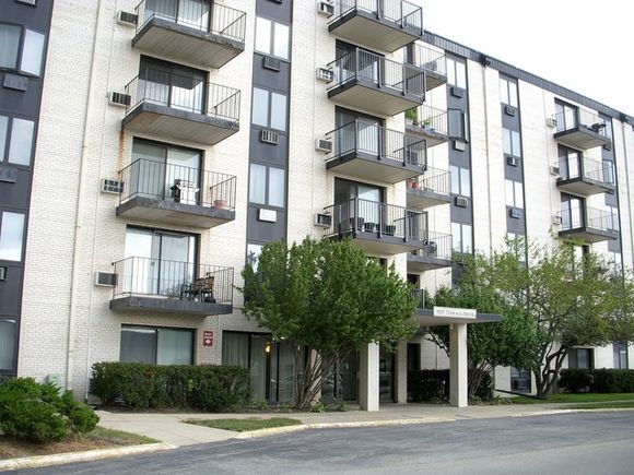 Building Photo - Apartment for Rent