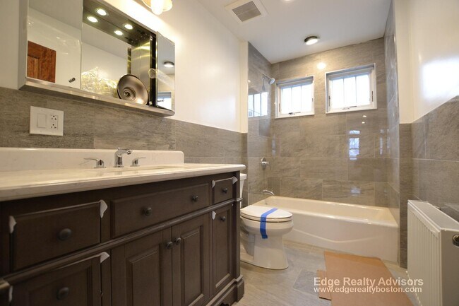 Building Photo - 46 Gerrish St