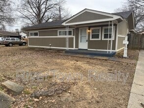 Building Photo - 824 Milstead Rd