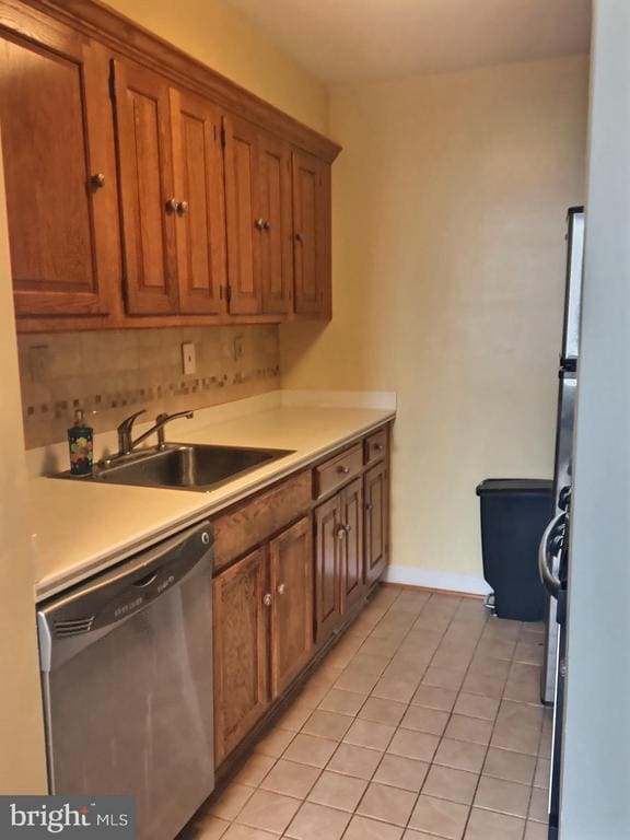 Foto del edificio - 5112 MacArthur Blvd NW