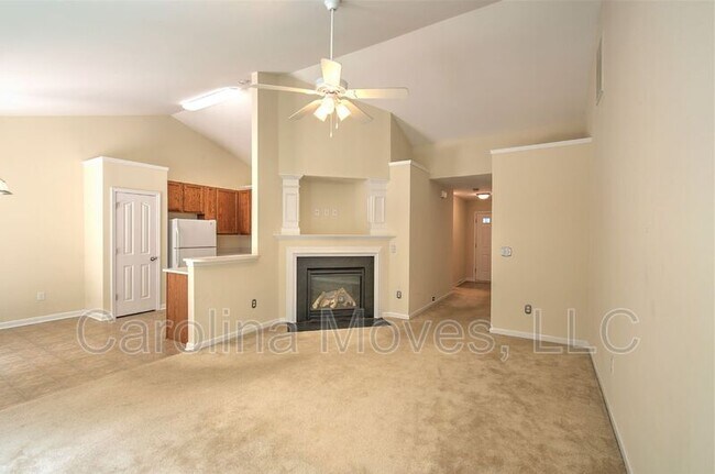 Foto del edificio - 112 Stream Crossing Way