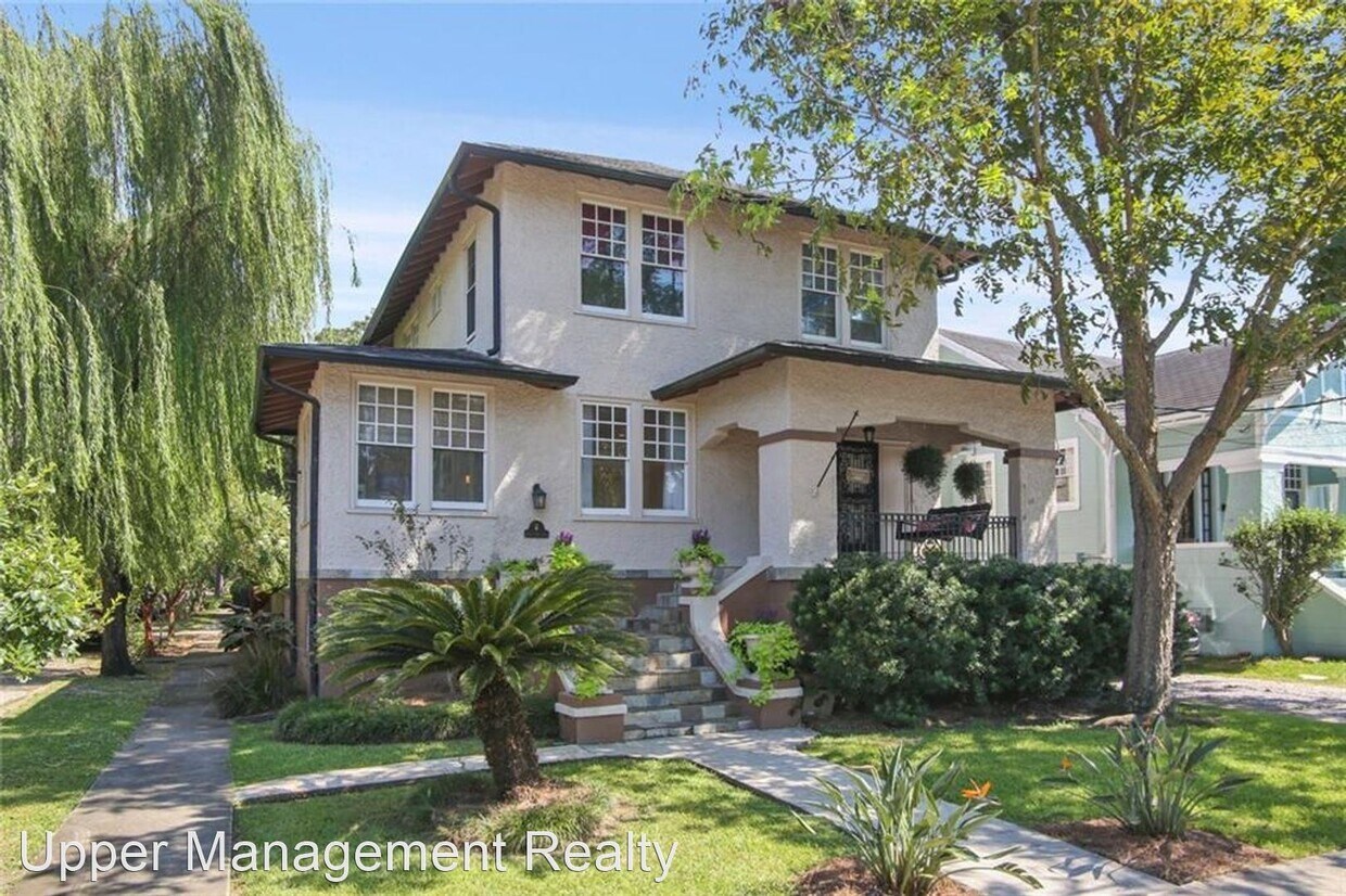 Primary Photo - 5 br, 3.5 bath House - 1533 Broadway Street