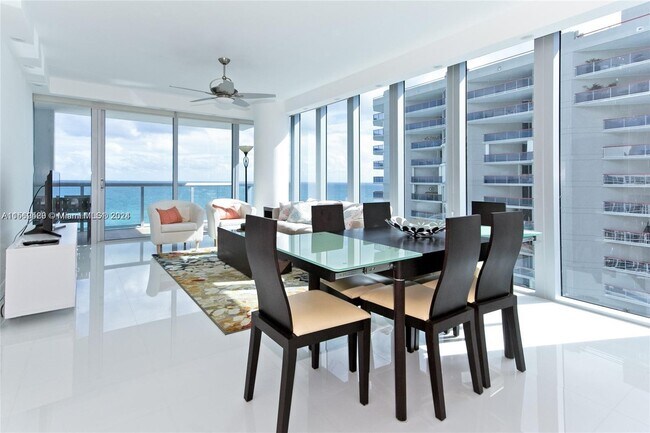 Foto del edificio - 6799 Collins Ave