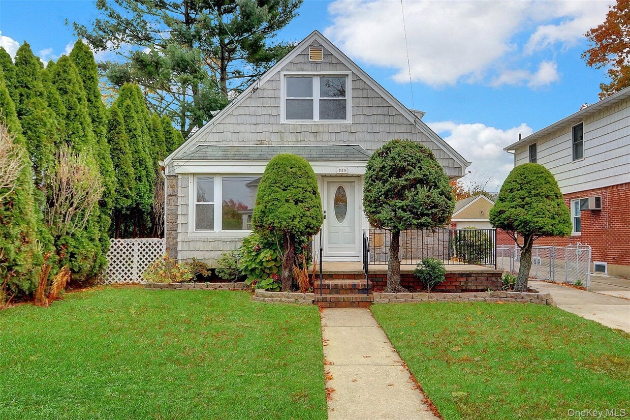 Foto principal - 330 Harvard Rd