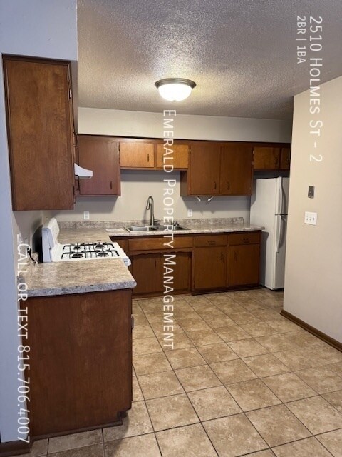 Foto del edificio - 2510 Holmes St