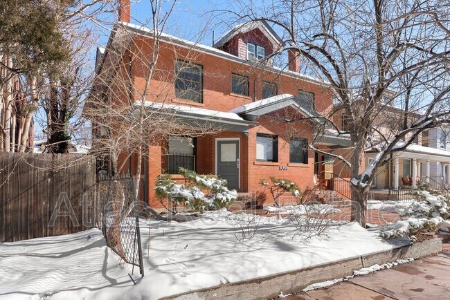 Foto del edificio - 1066 N Clarkson St
