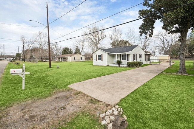 Building Photo - 12537 Terrance St