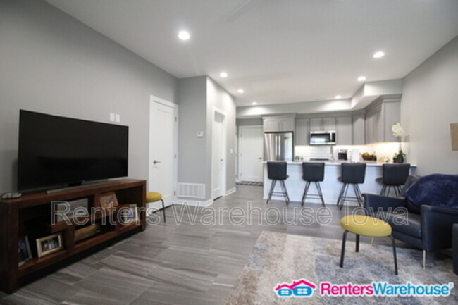 Foto del edificio - 680 SE Westown Pkwy