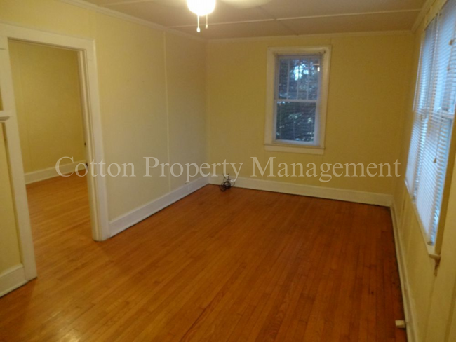 Foto del edificio - 2BR/1BA Home near Cargo District - $1,050/...
