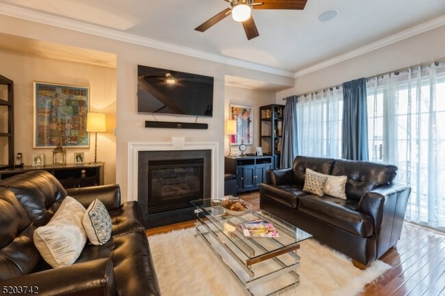 Foto del edificio - 746 Green Ln