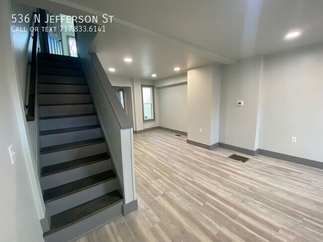 Foto del edificio - 536 N Jefferson St