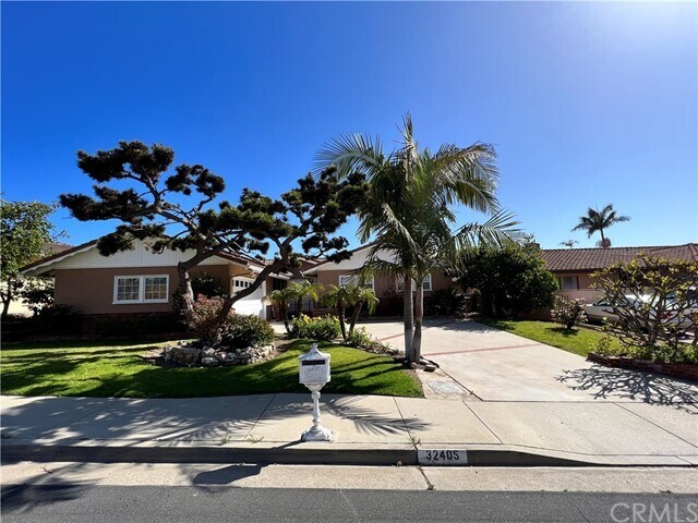 Primary Photo - 32405 Sea Raven Dr