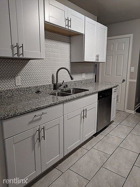 Primary Photo - 3 br, 1.5 bath House - 5451 South Lake Drive