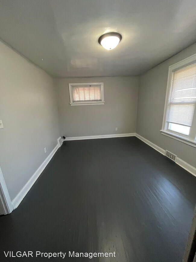 Building Photo - 3 br, 1 bath House - 820 Pierce St.
