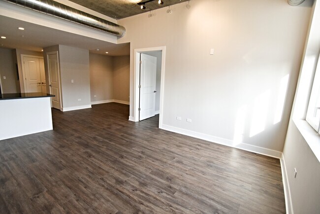Foto del edificio - 3833 N Broadway